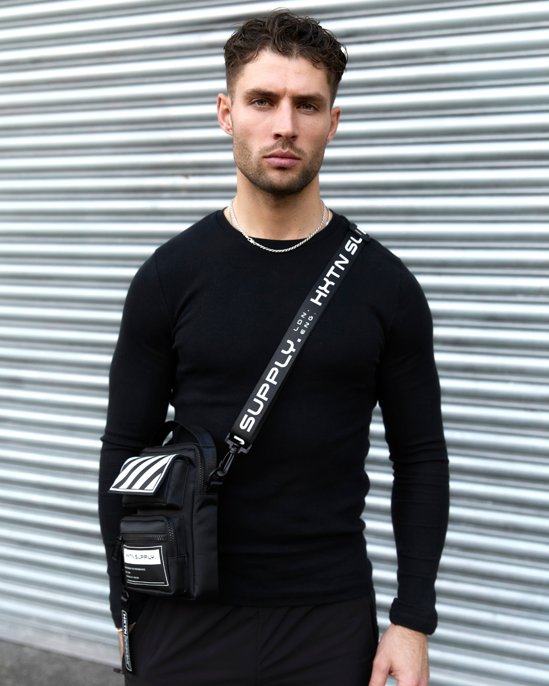 Black Tempo 3L Performance Shoulder Bag